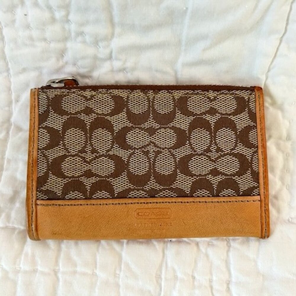Coach Card Holder